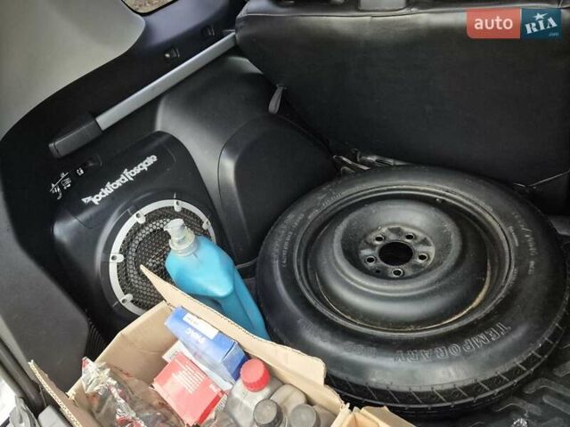Сірий Міцубісі Аутлендер, об'ємом двигуна 3 л та пробігом 299 тис. км за 9000 $, фото 27 на Automoto.ua