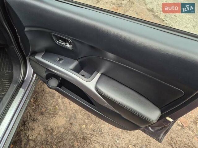 Сірий Міцубісі Аутлендер, об'ємом двигуна 3 л та пробігом 299 тис. км за 9000 $, фото 18 на Automoto.ua