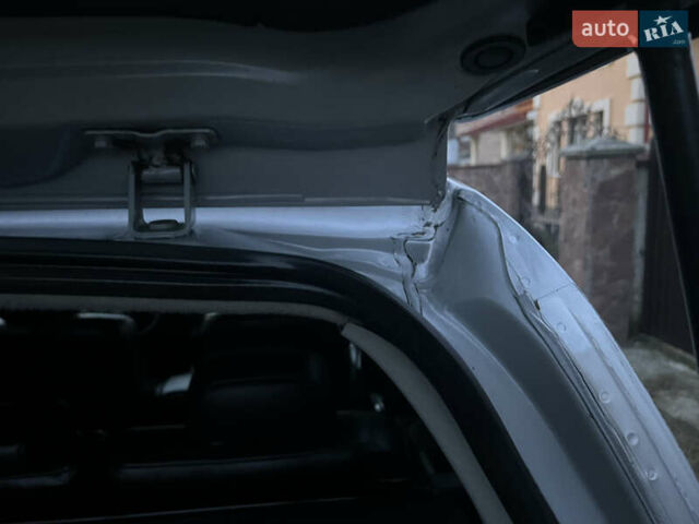 Серый Мицубиси Аутлендер, объемом двигателя 2.4 л и пробегом 236 тыс. км за 7600 $, фото 26 на Automoto.ua