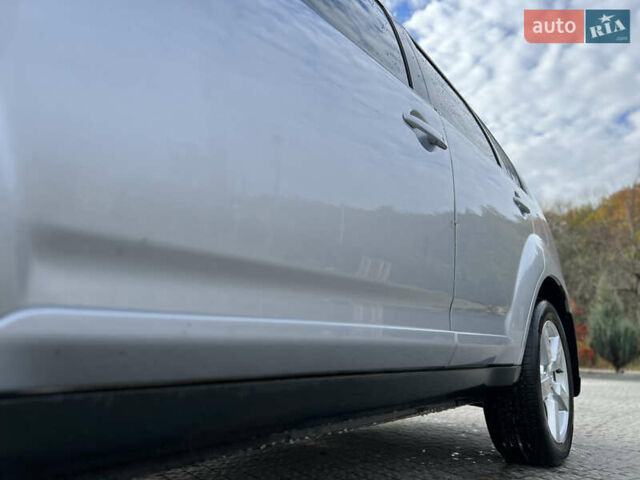 Серый Мицубиси Аутлендер, объемом двигателя 3 л и пробегом 277 тыс. км за 7999 $, фото 8 на Automoto.ua