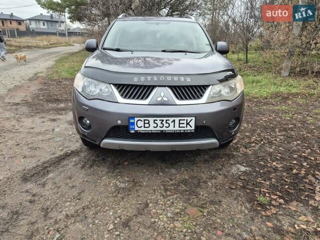 Сірий Міцубісі Аутлендер, об'ємом двигуна 3 л та пробігом 299 тис. км за 9000 $, фото 5 на Automoto.ua