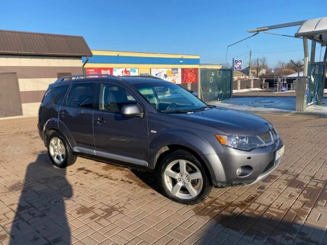 Сірий Міцубісі Аутлендер, об'ємом двигуна 2 л та пробігом 410 тис. км за 4600 $, фото 5 на Automoto.ua