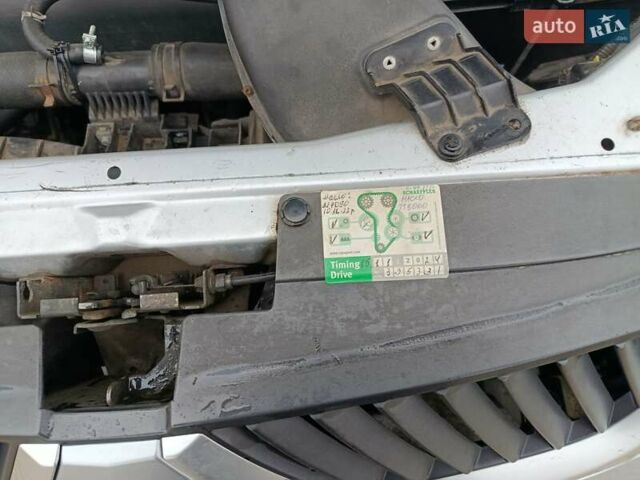 Серый Мицубиси Аутлендер, объемом двигателя 2 л и пробегом 332 тыс. км за 7650 $, фото 27 на Automoto.ua