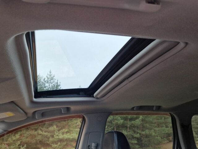 Серый Мицубиси Аутлендер, объемом двигателя 3 л и пробегом 197 тыс. км за 9500 $, фото 19 на Automoto.ua