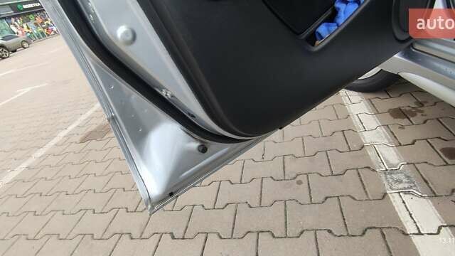 Сірий Міцубісі Аутлендер, об'ємом двигуна 2.4 л та пробігом 170 тис. км за 6400 $, фото 32 на Automoto.ua