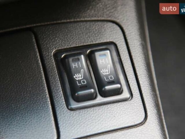 Серый Мицубиси Аутлендер, объемом двигателя 0 л и пробегом 240 тыс. км за 7200 $, фото 18 на Automoto.ua