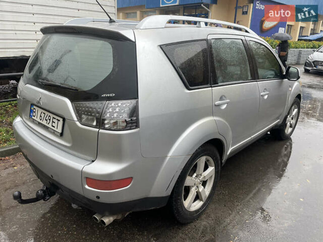 Міцубісі Аутлендер 2007 у Полтаві на Automoto.ua Сірий Міцубісі Аутлендер, об'ємом двигуна 3 л та пробігом 319 тис. км за 6900 $, фото 2 на Automoto.ua