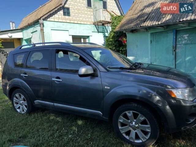 Міцубісі Аутлендер 2007 у Сквира на Automoto.ua Сірий Міцубісі Аутлендер, об'ємом двигуна 2 л та пробігом 286 тис. км за 7200 $, фото 2 на Automoto.ua