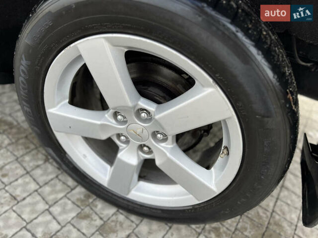 Серый Мицубиси Аутлендер, объемом двигателя 3 л и пробегом 277 тыс. км за 7999 $, фото 9 на Automoto.ua