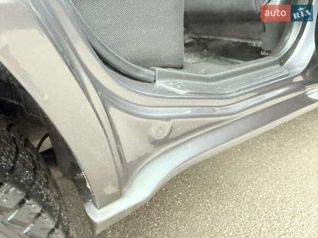 Серый Мицубиси Аутлендер, объемом двигателя 2.4 л и пробегом 240 тыс. км за 6900 $, фото 24 на Automoto.ua