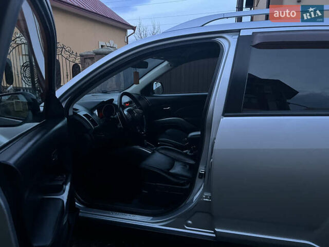 Серый Мицубиси Аутлендер, объемом двигателя 2.4 л и пробегом 236 тыс. км за 7600 $, фото 29 на Automoto.ua