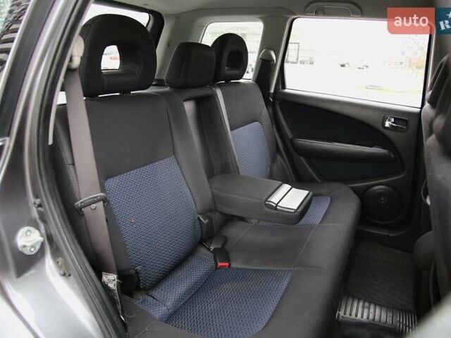 Серый Мицубиси Аутлендер, объемом двигателя 0 л и пробегом 240 тыс. км за 7200 $, фото 8 на Automoto.ua