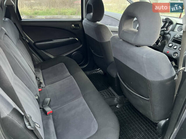 Сірий Міцубісі Аутлендер, об'ємом двигуна 2 л та пробігом 192 тис. км за 6400 $, фото 41 на Automoto.ua