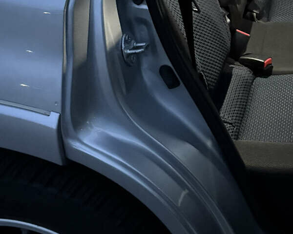 Серый Мицубиси Аутлендер, объемом двигателя 2.38 л и пробегом 238 тыс. км за 7450 $, фото 42 на Automoto.ua