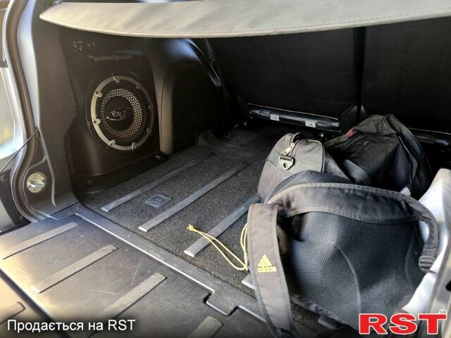 Серый Мицубиси Аутлендер, объемом двигателя 3 л и пробегом 192 тыс. км за 9800 $, фото 9 на Automoto.ua