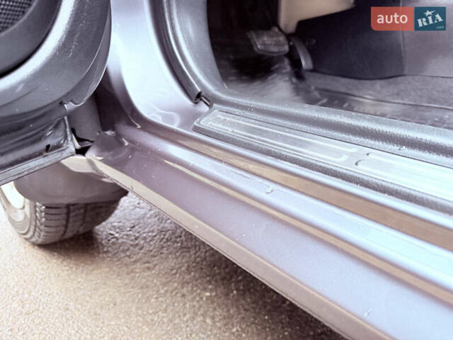 Серый Мицубиси Аутлендер, объемом двигателя 2.4 л и пробегом 240 тыс. км за 6900 $, фото 42 на Automoto.ua