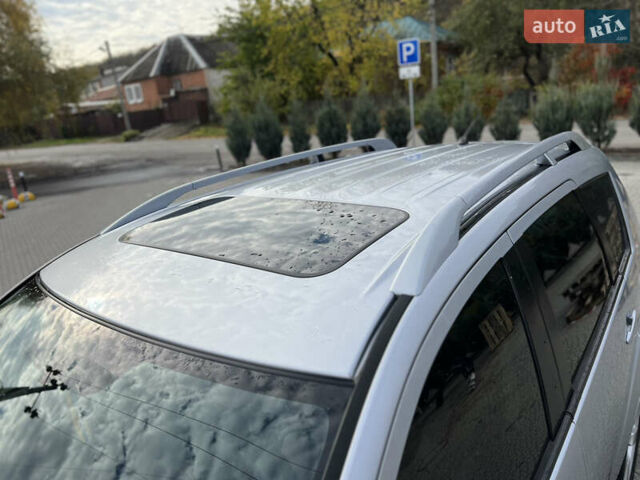 Серый Мицубиси Аутлендер, объемом двигателя 3 л и пробегом 277 тыс. км за 7999 $, фото 11 на Automoto.ua