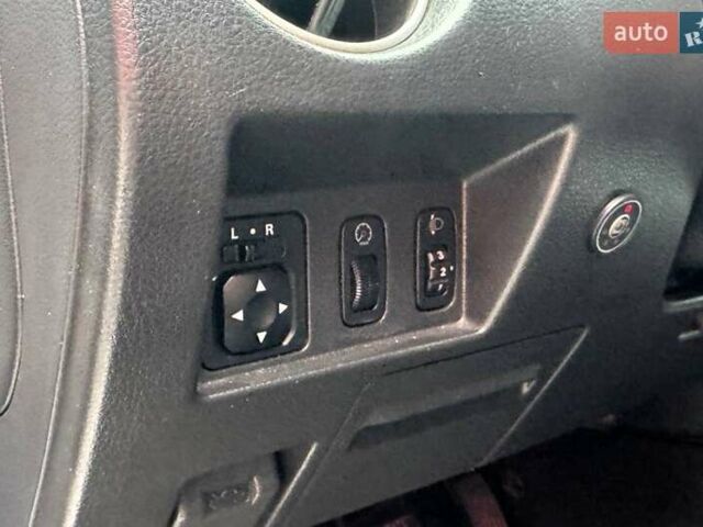 Серый Мицубиси Аутлендер, объемом двигателя 2.38 л и пробегом 245 тыс. км за 5390 $, фото 18 на Automoto.ua