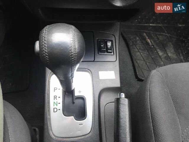 Сірий Міцубісі Аутлендер, об'ємом двигуна 2.4 л та пробігом 167 тис. км за 6400 $, фото 18 на Automoto.ua
