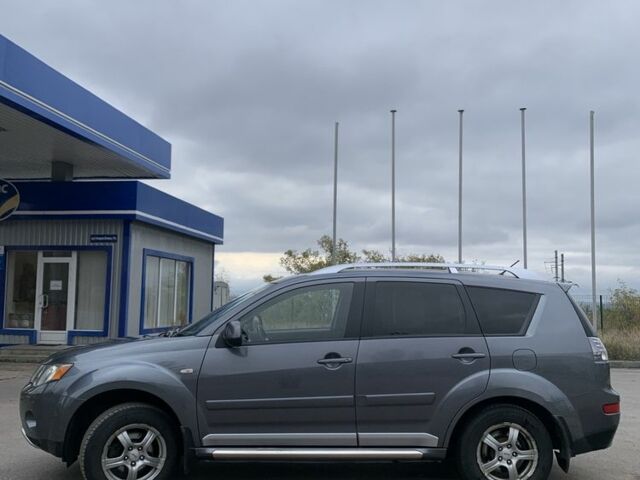 Міцубісі Аутлендер 2007 у Славянске на Automoto.ua Сірий Міцубісі Аутлендер, об'ємом двигуна 2 л та пробігом 121 тис. км за 5300 $, фото 3 на Automoto.ua