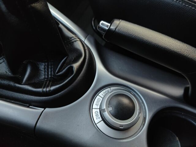 Сірий Міцубісі Аутлендер, об'ємом двигуна 0 л та пробігом 320 тис. км за 4049 $, фото 19 на Automoto.ua