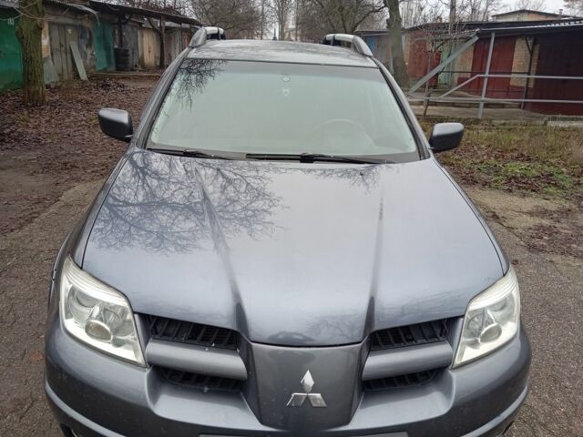 Сірий Міцубісі Аутлендер, об'ємом двигуна 0 л та пробігом 210 тис. км за 5650 $, фото 4 на Automoto.ua