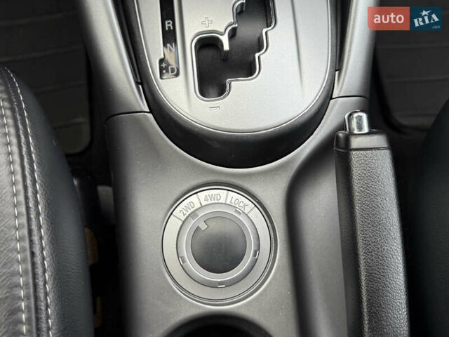 Міцубісі Аутлендер 2007 у Вінниці на Automoto.ua Сірий Міцубісі Аутлендер, об'ємом двигуна 2.4 л та пробігом 126 тис. км за 10500 $, фото 43 на Automoto.ua