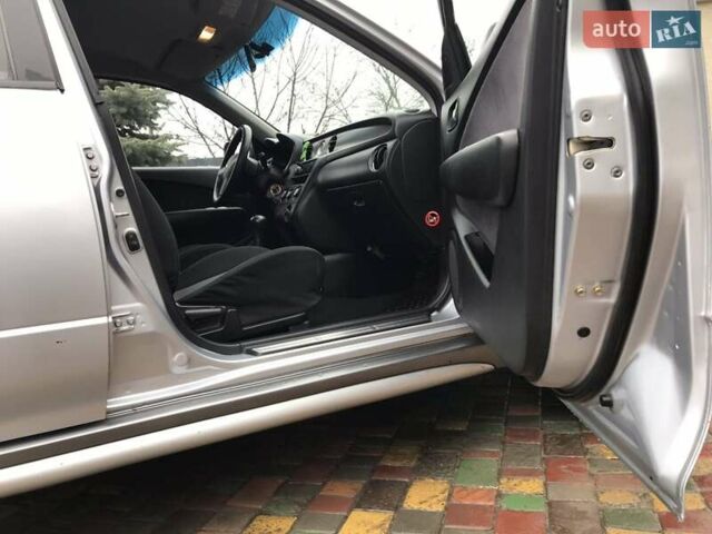 Сірий Міцубісі Аутлендер, об'ємом двигуна 2.4 л та пробігом 167 тис. км за 6400 $, фото 9 на Automoto.ua