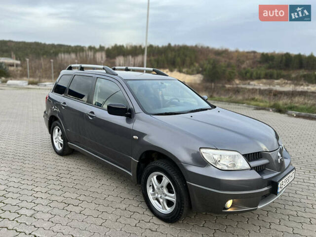 Сірий Міцубісі Аутлендер, об'ємом двигуна 2 л та пробігом 192 тис. км за 6400 $, фото 17 на Automoto.ua
