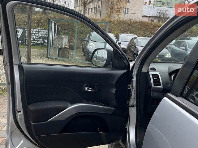 Серый Мицубиси Аутлендер, объемом двигателя 1.97 л и пробегом 310 тыс. км за 7600 $, фото 15 на Automoto.ua