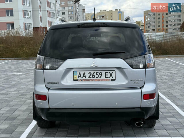 Міцубісі Аутлендер 2007 у Вінниці на Automoto.ua Сірий Міцубісі Аутлендер, об'ємом двигуна 2.4 л та пробігом 126 тис. км за 10500 $, фото 7 на Automoto.ua