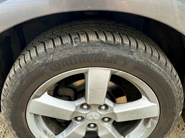 Сірий Міцубісі Аутлендер, об'ємом двигуна 2 л та пробігом 315 тис. км за 7999 $, фото 7 на Automoto.ua