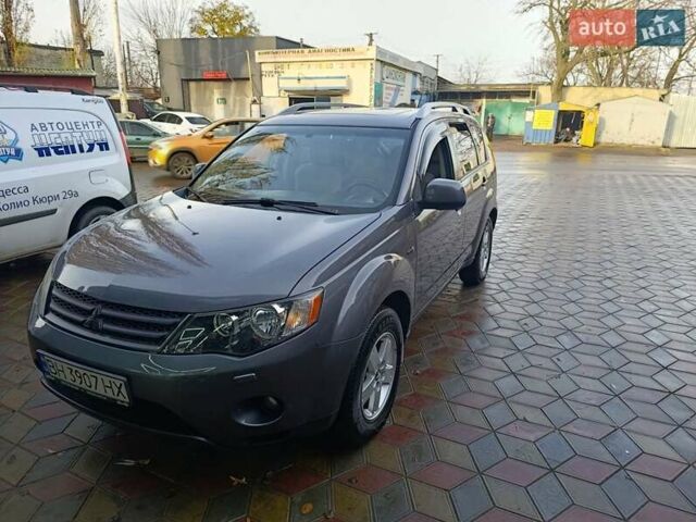 Сірий Міцубісі Аутлендер, об'ємом двигуна 2.36 л та пробігом 214 тис. км за 8500 $, фото 12 на Automoto.ua