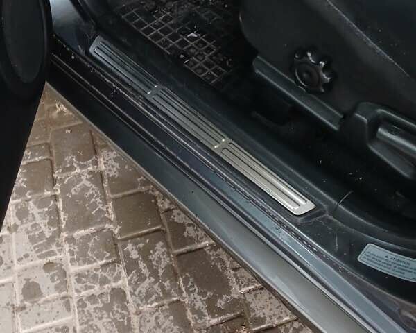 Сірий Міцубісі Аутлендер, об'ємом двигуна 2 л та пробігом 191 тис. км за 6500 $, фото 12 на Automoto.ua