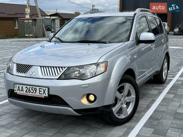 Міцубісі Аутлендер 2007 у Вінниці на Automoto.ua Сірий Міцубісі Аутлендер, об'ємом двигуна 2.4 л та пробігом 126 тис. км за 10500 $, фото 13 на Automoto.ua