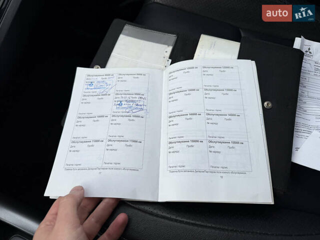 Міцубісі Аутлендер 2007 у Вінниці на Automoto.ua Сірий Міцубісі Аутлендер, об'ємом двигуна 2.4 л та пробігом 126 тис. км за 10500 $, фото 49 на Automoto.ua