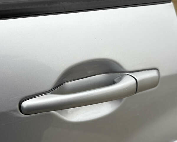 Серый Мицубиси Аутлендер, объемом двигателя 2.38 л и пробегом 238 тыс. км за 7450 $, фото 44 на Automoto.ua