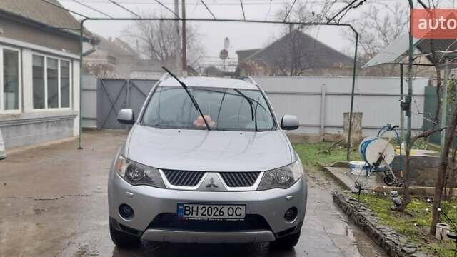 Сірий Міцубісі Аутлендер, об'ємом двигуна 1.97 л та пробігом 197 тис. км за 8999 $, фото 4 на Automoto.ua