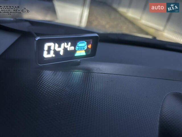 Серый Мицубиси Аутлендер, объемом двигателя 2.4 л и пробегом 236 тыс. км за 7600 $, фото 64 на Automoto.ua