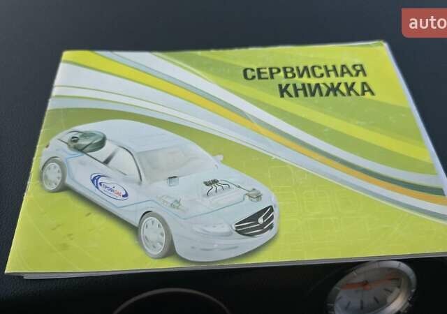 Серый Мицубиси Аутлендер, объемом двигателя 2.4 л и пробегом 170 тыс. км за 8800 $, фото 56 на Automoto.ua