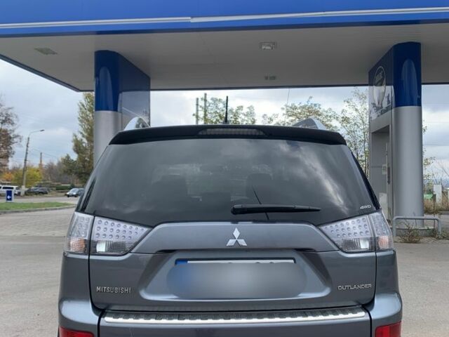 Міцубісі Аутлендер 2007 у Славянске на Automoto.ua Сірий Міцубісі Аутлендер, об'ємом двигуна 2 л та пробігом 121 тис. км за 5300 $, фото 5 на Automoto.ua
