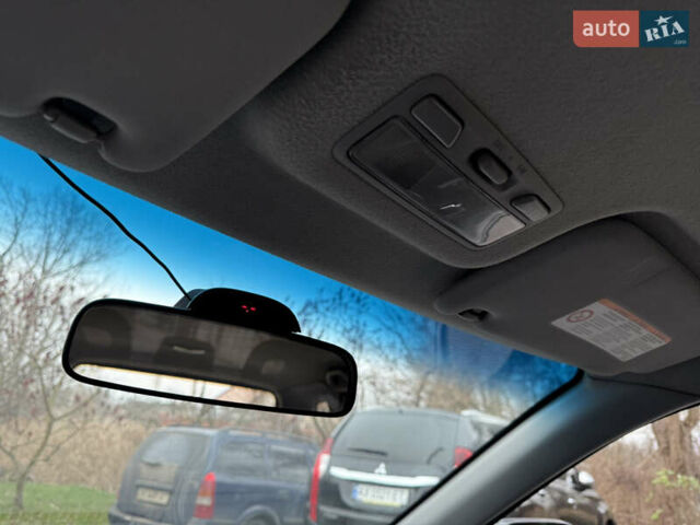 Серый Мицубиси Аутлендер, объемом двигателя 2.4 л и пробегом 240 тыс. км за 6900 $, фото 14 на Automoto.ua