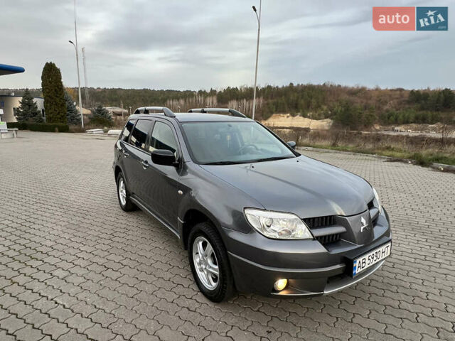 Сірий Міцубісі Аутлендер, об'ємом двигуна 2 л та пробігом 192 тис. км за 6400 $, фото 21 на Automoto.ua