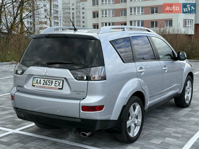 Міцубісі Аутлендер 2007 у Вінниці на Automoto.ua Сірий Міцубісі Аутлендер, об'ємом двигуна 2.4 л та пробігом 126 тис. км за 10500 $, фото 6 на Automoto.ua