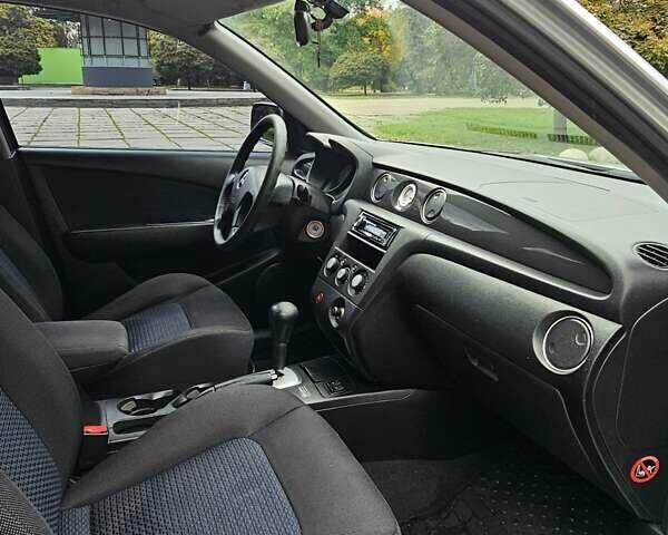 Міцубісі Аутлендер 2008 у Києві на Automoto.ua Сірий Міцубісі Аутлендер, об'ємом двигуна 2.38 л та пробігом 200 тис. км за 5900 $, фото 24 на Automoto.ua