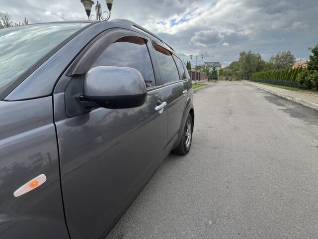 Мицубиси Аутлендер 2008 в Львове на Automoto.ua Серый Мицубиси Аутлендер, объемом двигателя 3 л и пробегом 181 тыс. км за 6599 $, фото 1 на Automoto.ua
