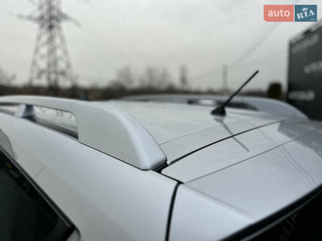 Серый Мицубиси Аутлендер, объемом двигателя 2.4 л и пробегом 61 тыс. км за 11300 $, фото 25 на Automoto.ua