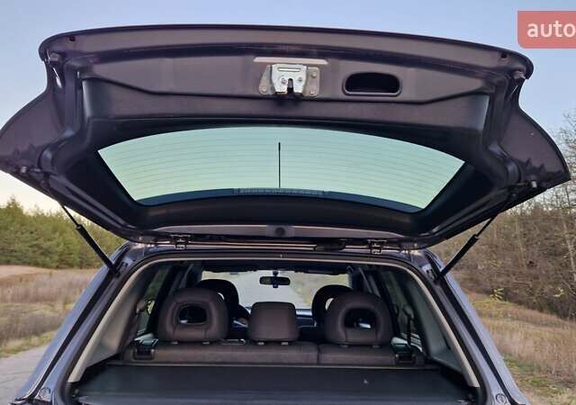 Серый Мицубиси Аутлендер, объемом двигателя 2 л и пробегом 157 тыс. км за 8300 $, фото 32 на Automoto.ua