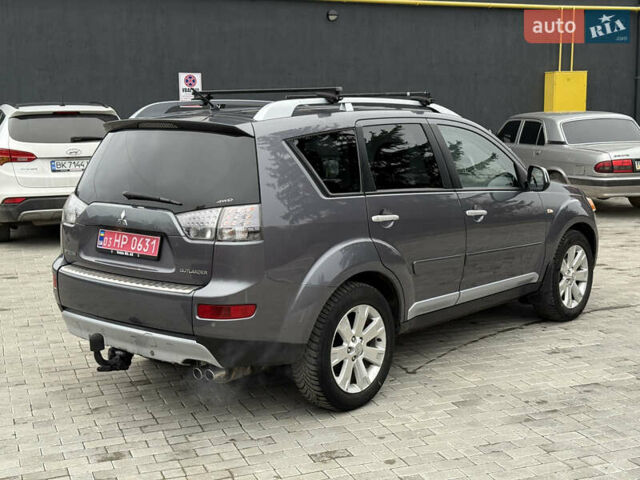Сірий Міцубісі Аутлендер, об'ємом двигуна 2 л та пробігом 237 тис. км за 8999 $, фото 19 на Automoto.ua
