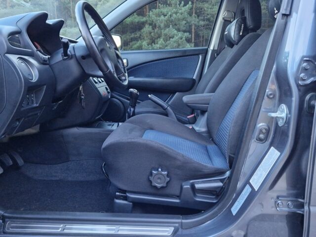 Міцубісі Аутлендер 2008 у Кременчуге на Automoto.ua Сірий Міцубісі Аутлендер, об'ємом двигуна 2 л та пробігом 157 тис. км за 8300 $, фото 5 на Automoto.ua